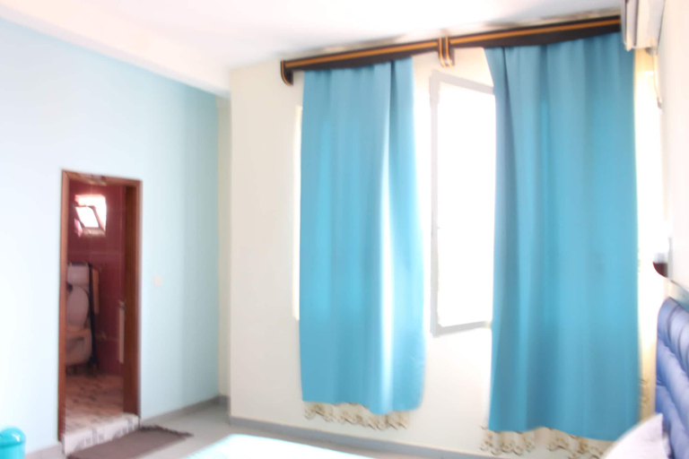 Bedroom 3, Luxxor Hôtel, Mfoundi