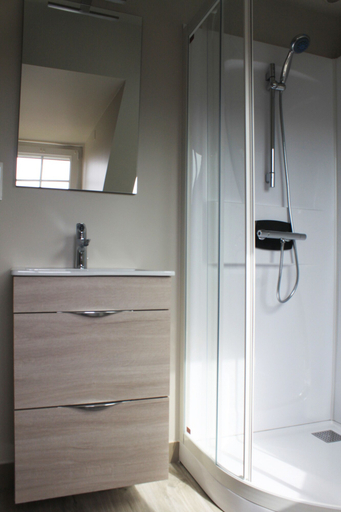 Bathroom 5, Maison du Carrec, Côtes-d'Armor