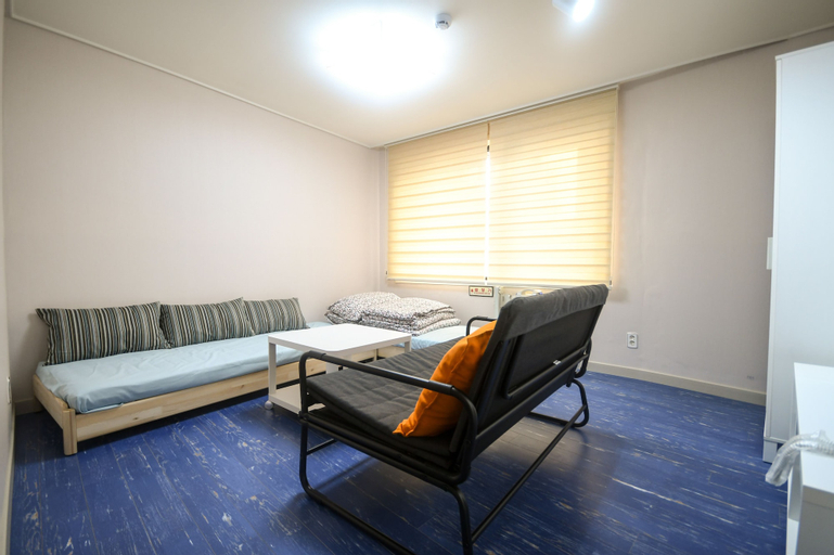 BLUEHUM Guesthouse - Hostel, Bupyeong