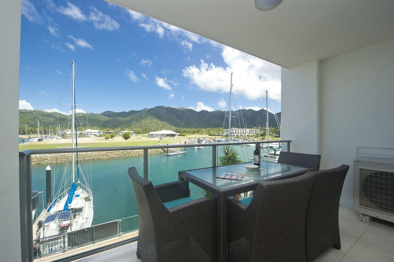 Others 5, Blue on Blue Superior Studio Room 1241, Magnetic Island