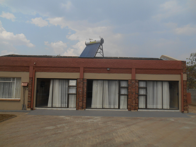 Pebble Rock Lodge, Bulawayo
