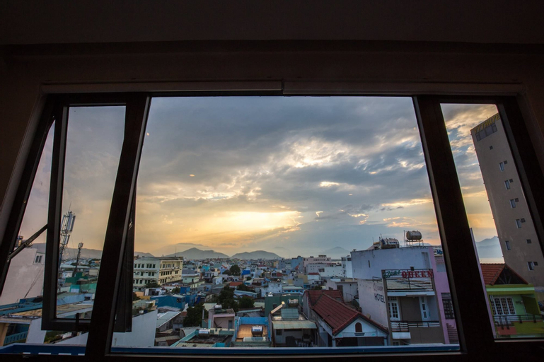 Blue Summer Hotel, Thanh Khê