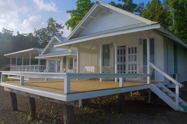 Driftwood Resort, Alotau