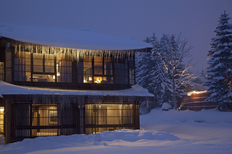 Kasara Niseko Village Townhouse, Niseko