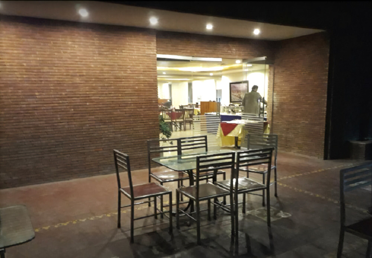 Others 5, Shalimar Tower Hotel, Lahore
