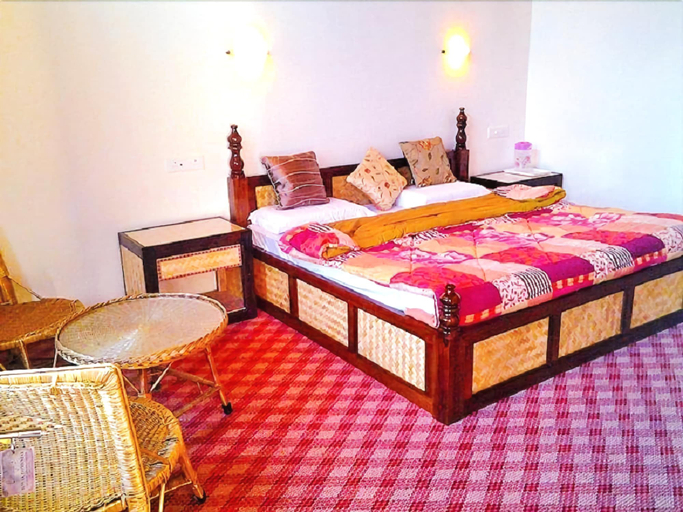 Bedroom 3, Ronak Resort, Srinagar