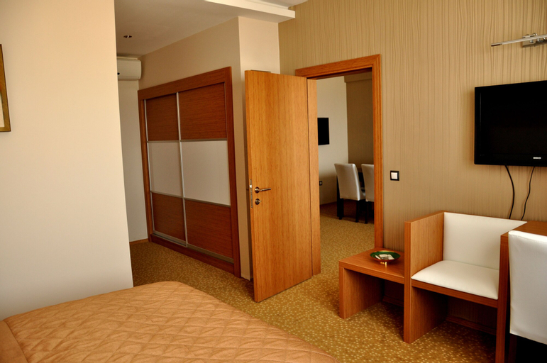 Amazon Aretias Hotel, Keşap