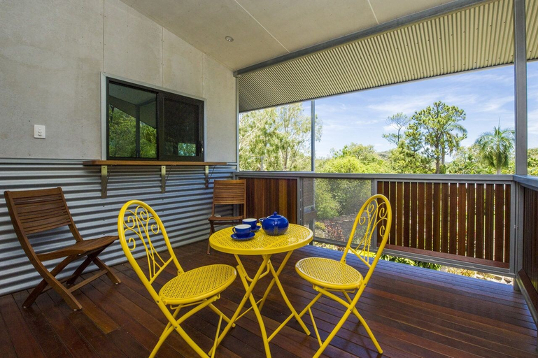Others 4, Deb's Shed, Magnetic Island