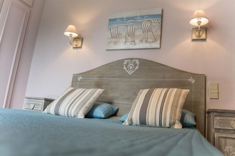 Bedroom 3, Logis Hostellerie Blason De Provence, Vaucluse