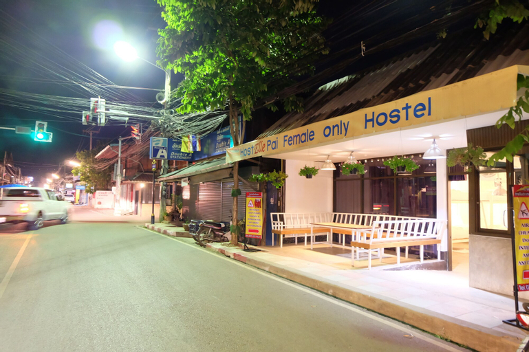 Pai Hostelle - Caters to Women, Pai