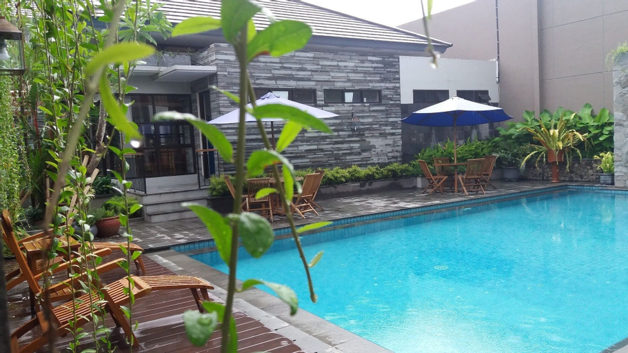 Grand Laguna Hotel & Villa Solo, Solo