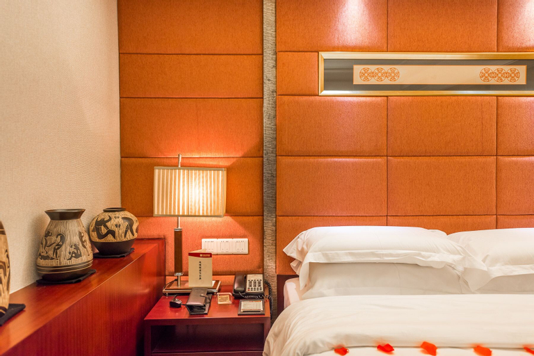 Bedroom 10
