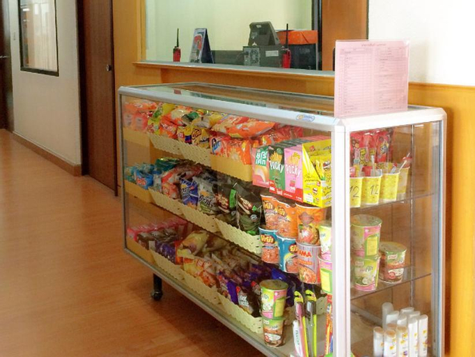 Coop Dopa Hostel, Dusit