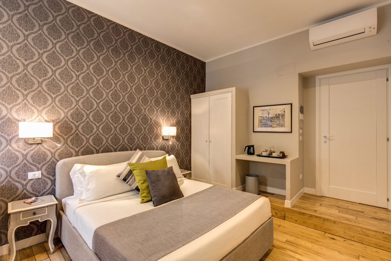 Bedroom 2, TLV Navona, Rome