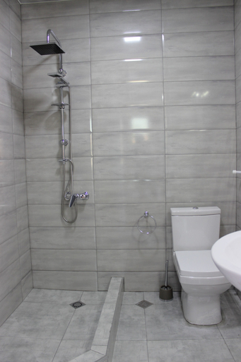Bathroom 4, Twins Hotel, Tbilisi