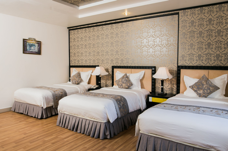 Bedroom 12