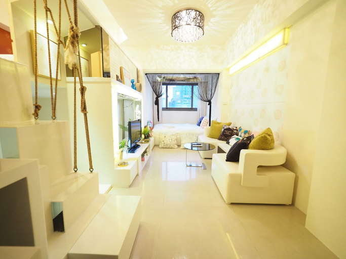 Public Area, 5MIN to ATT 4 FUN, Taipei City