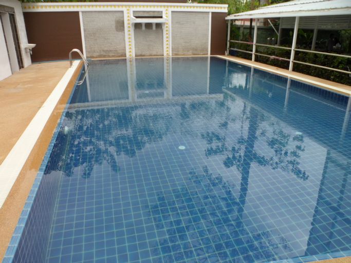 Queen Palace Hotel, Mae Sot