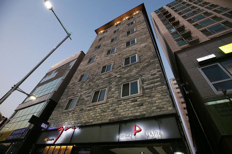 Motel 32 days, Yeongdong