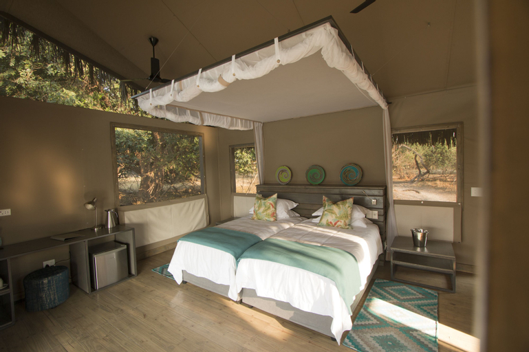 Chundu Island, Livingstone