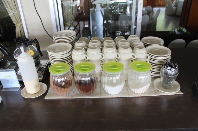 Food & Drinks 5, Rattana Park Hotel, Muang Phitsanulok