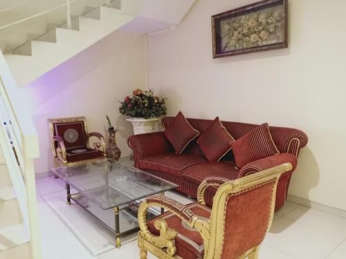 Hello Hotel Dekat UNDIP Semarang, Semarang