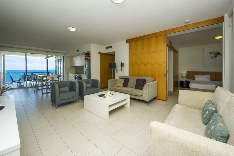 Others 5, 1 Bright Point Apartment 4202, Magnetic Island