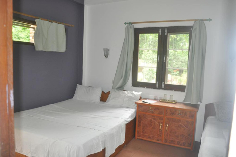 Hotel Elephant Camp, Narayani