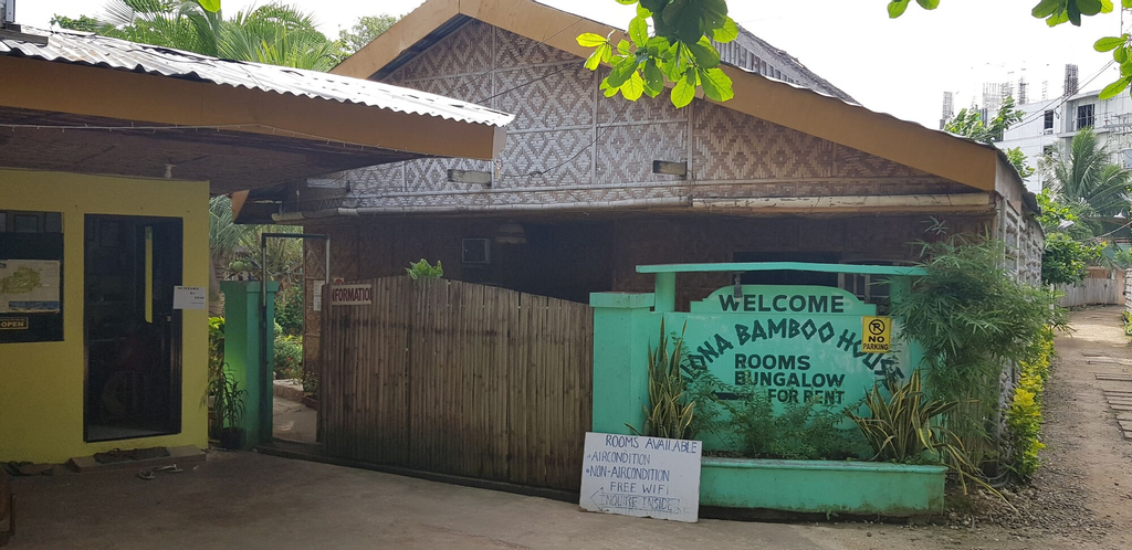 Alona Bamboo House, Panglao