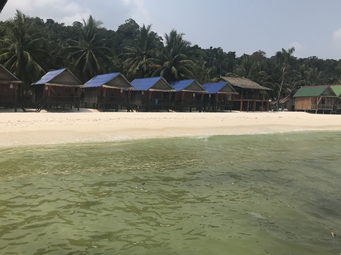 Angkor Chom Bungalows, Botum Sakor