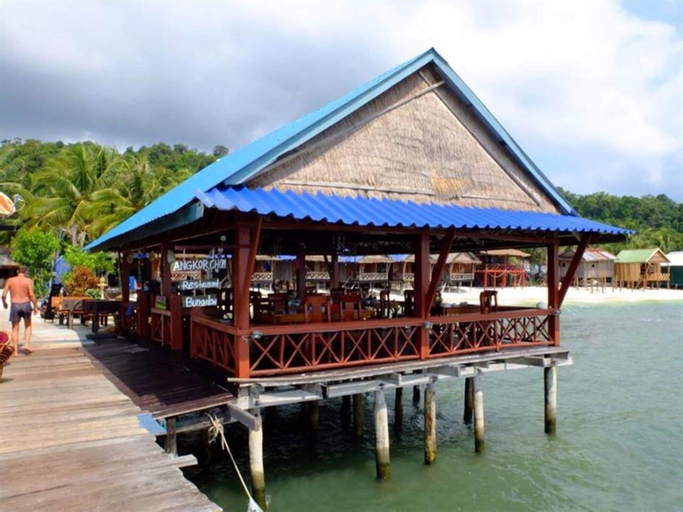 Angkor Chom Bungalows, Botum Sakor