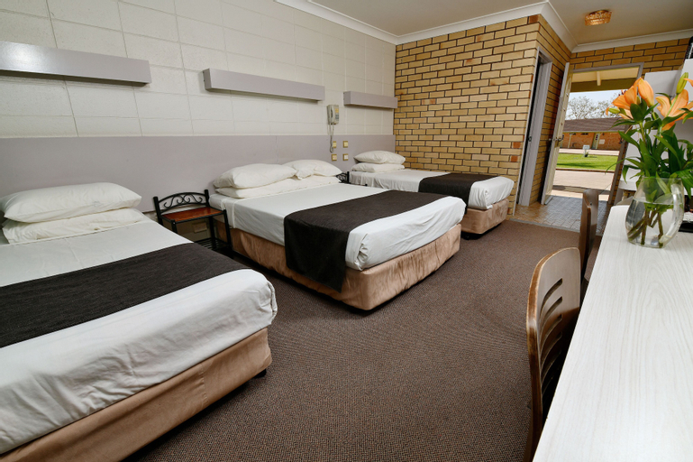 Bedroom 21