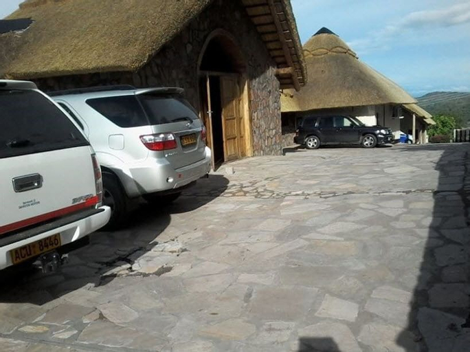 Zimre Lodge and Houseboats, Kariba