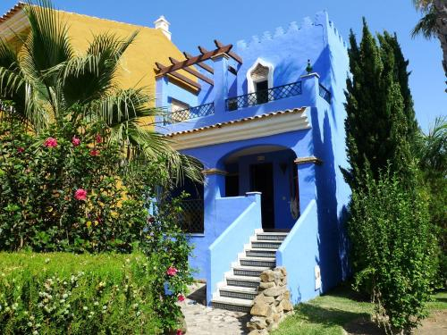 Modern Villa in Zahara de los Atunes with Swimming Pool, Cádiz