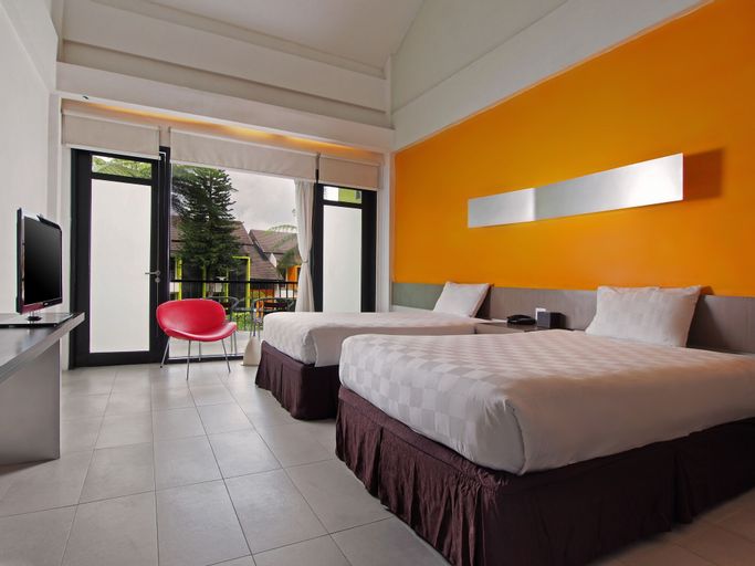 Mikie Holiday Resort, Karo
