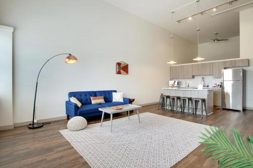 Spacious Getaway in Heart of Wichita, Sedgwick