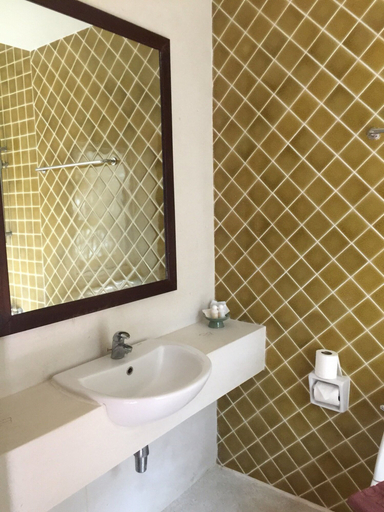 Bathroom 5, East Sea Paradise Hotel, Pattaya