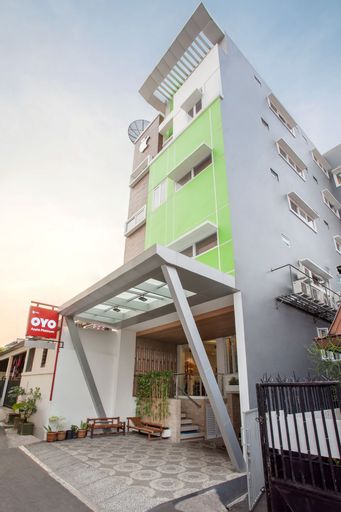 OYO 101 Apple Platinum Near RS BUDI KEMULIAAN, Central Jakarta
