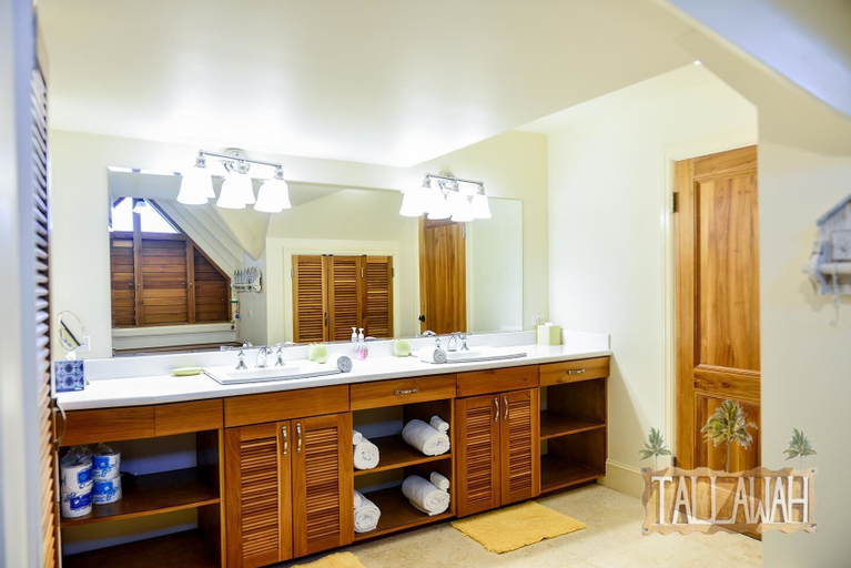 Tallawah Villa, Silver Sands Jamaica 7BR,