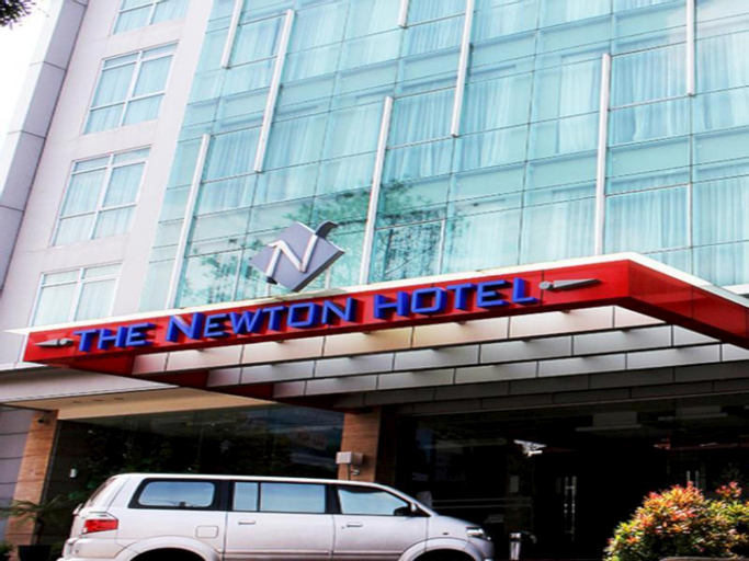 The Newton Hotel, Bandung