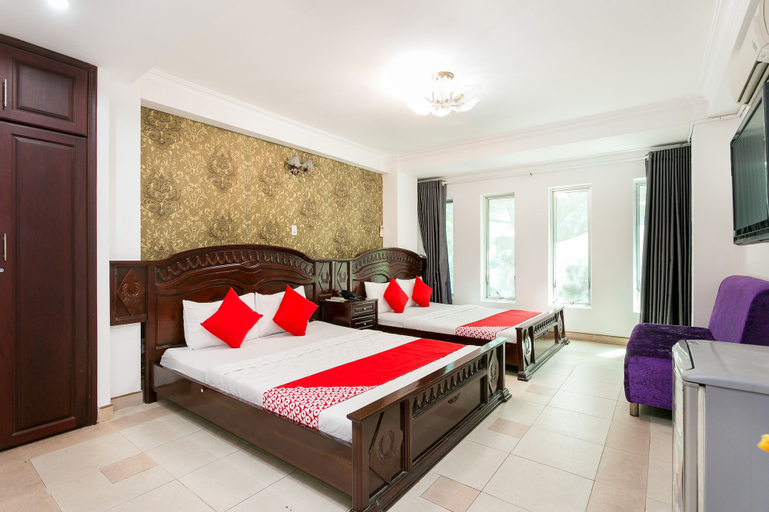 OYO 127 Quynh Kim Hotel, Quận 1