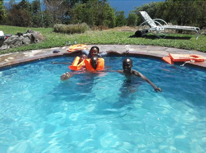Zimre Lodge and Houseboats, Kariba