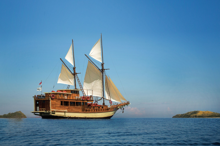 Others 3, Plataran Phinisi Ambasi, a Luxury Private Cruise, West Manggarai