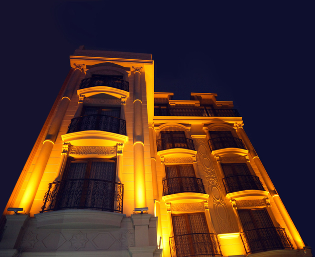 Grand Vuslat Hotel, Merkez