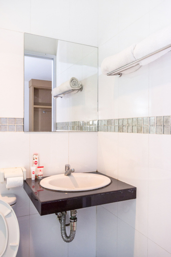 OYO 664 Romance Hotel, Batam