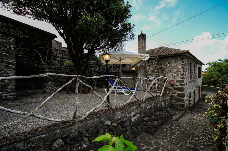 Gouveia Cottage by Analodges, Porto Moniz