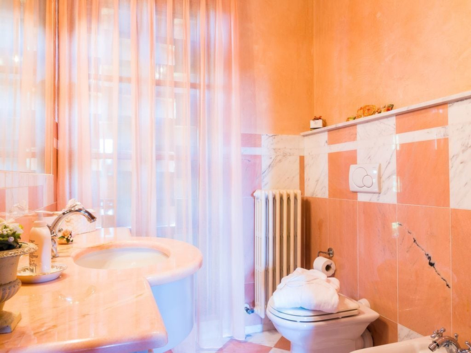 Bathroom 3, Borgo Ai Lecci, Pisa
