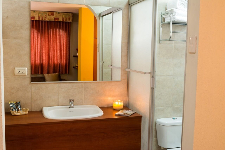 Bathroom 4, Hotel Del Rey, Guayaquil