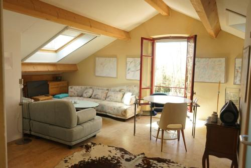 Chouette Attic, Drôme