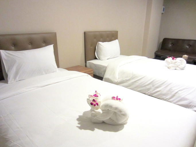 Bedroom 4, Life Grand Hotel, Muang Chiang Mai